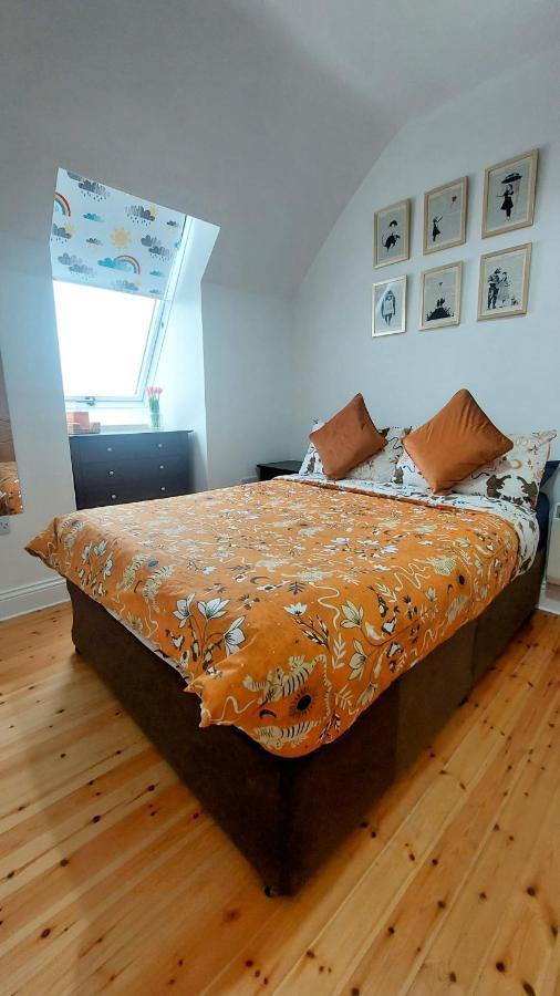 Private Double Bedroom In Front Of The Galway Port - Guest House Zewnętrze zdjęcie